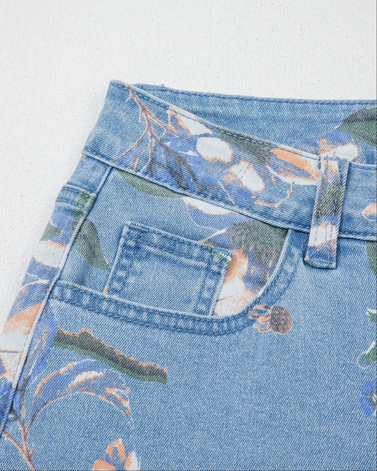 Kinsley Retro Floral Print Frayed Hem Shift Jeans