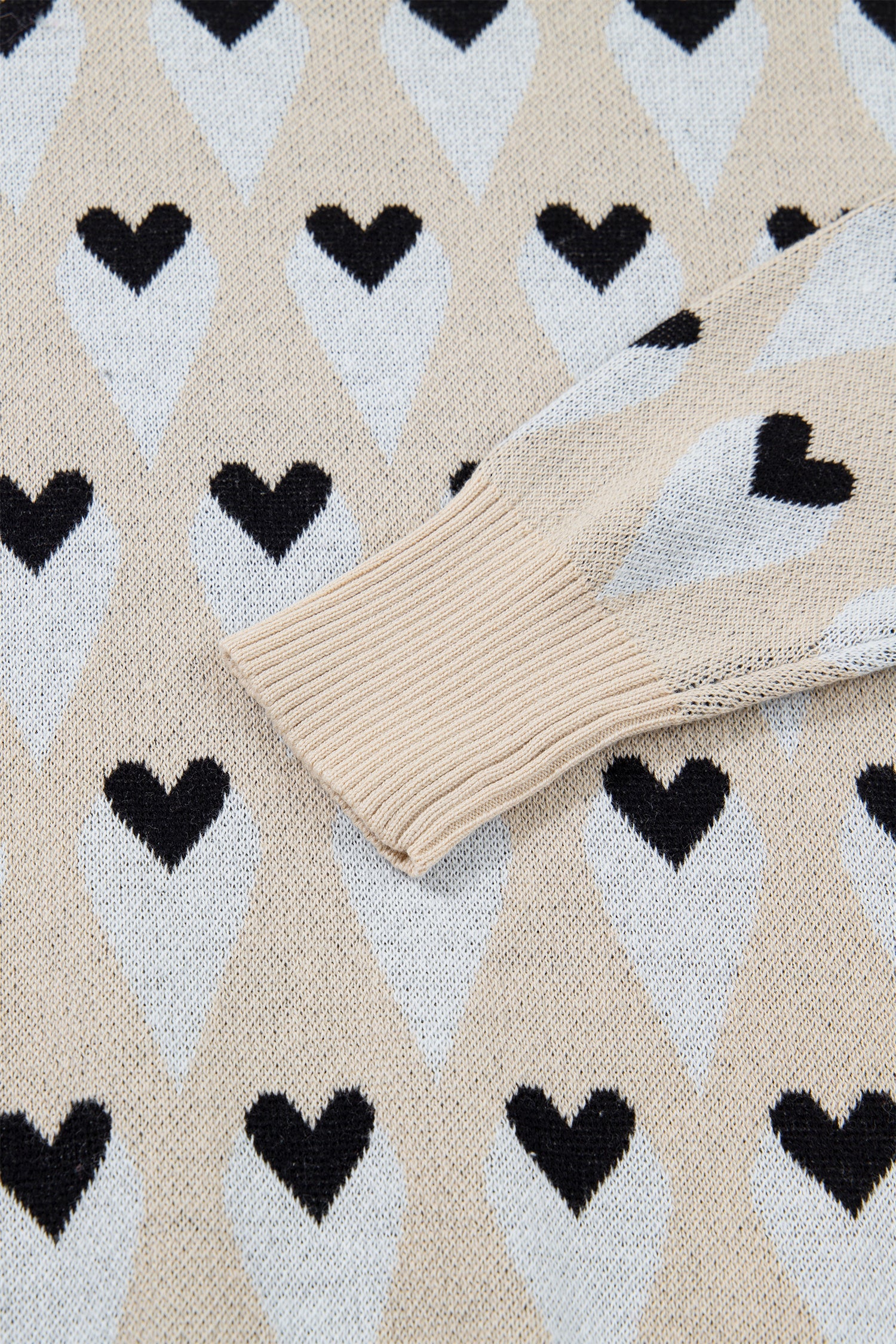 Brynlee Geometric Heart Print Ribbed Trim Loose Sweater