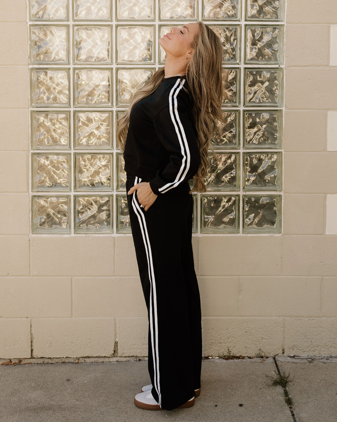 Varsity Striped Detail Crewneck Pullover Elastic Sweatpants 2pcs Outfit