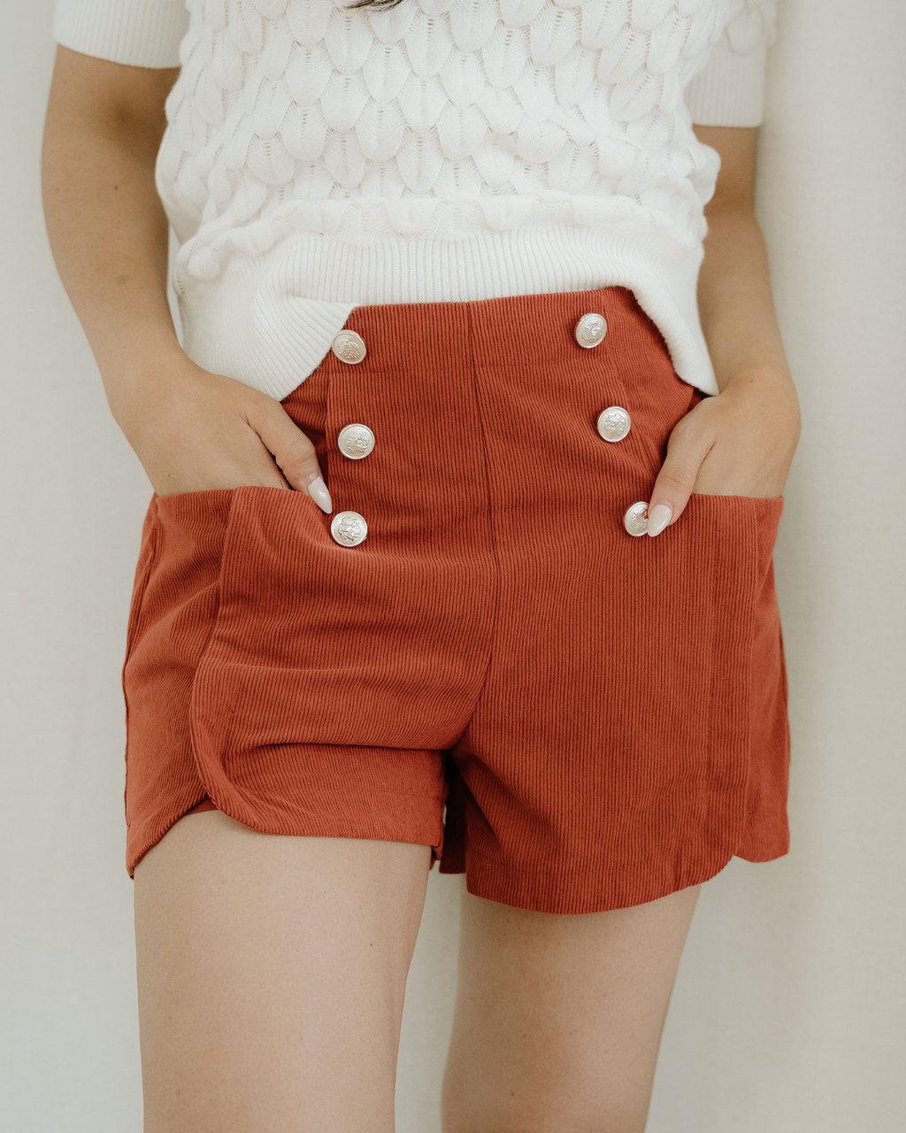 Clay Button Decor Scalloped Edge High Waist Corduroy Shorts