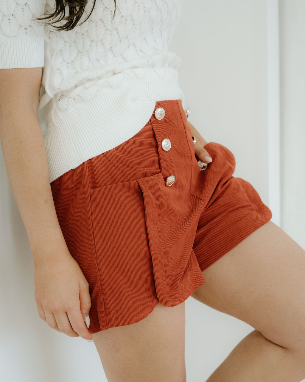 Clay Button Decor Scalloped Edge High Waist Corduroy Shorts