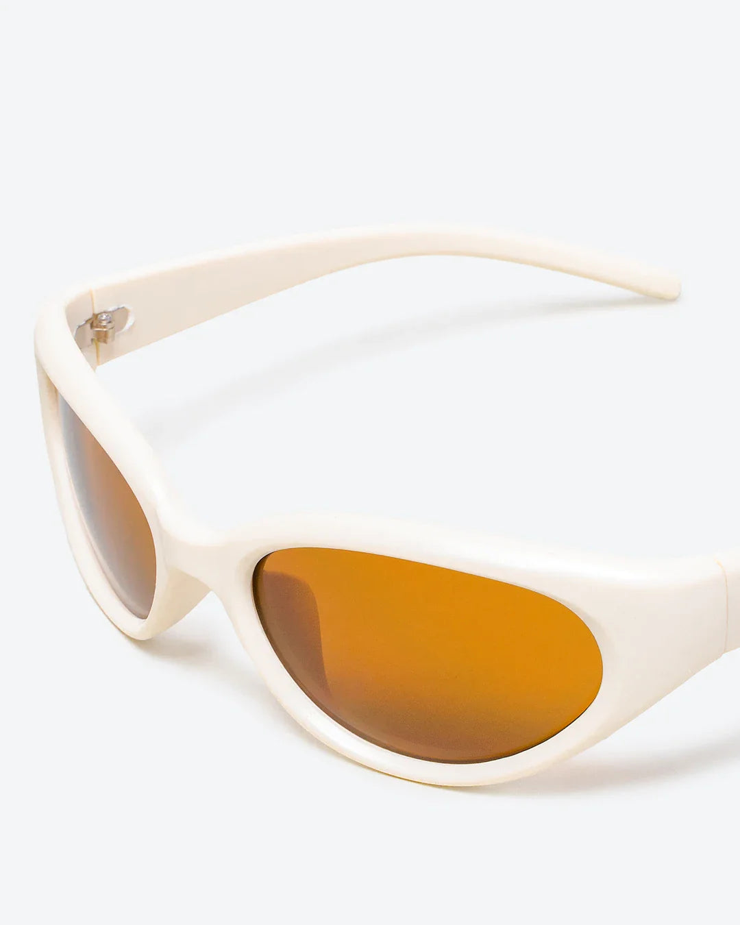 ALLURE - Black Lenses, White Frame