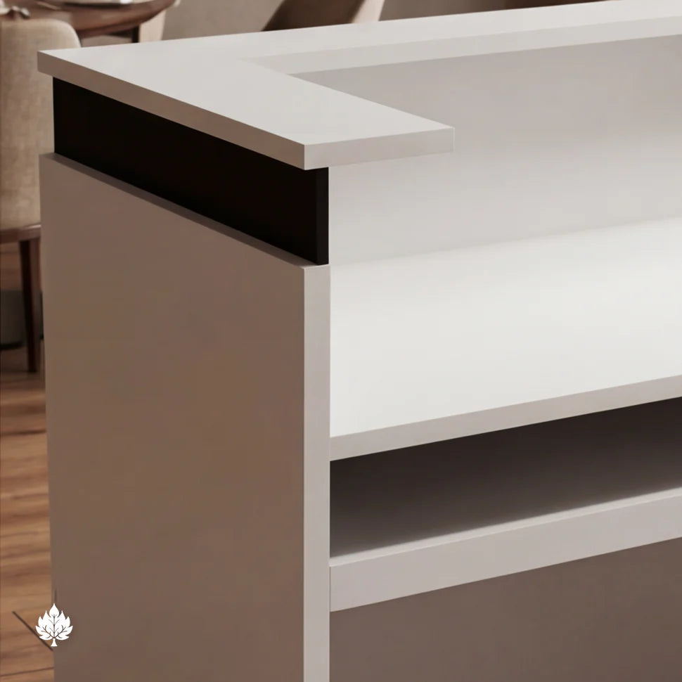 Elric · Front Reception Desk