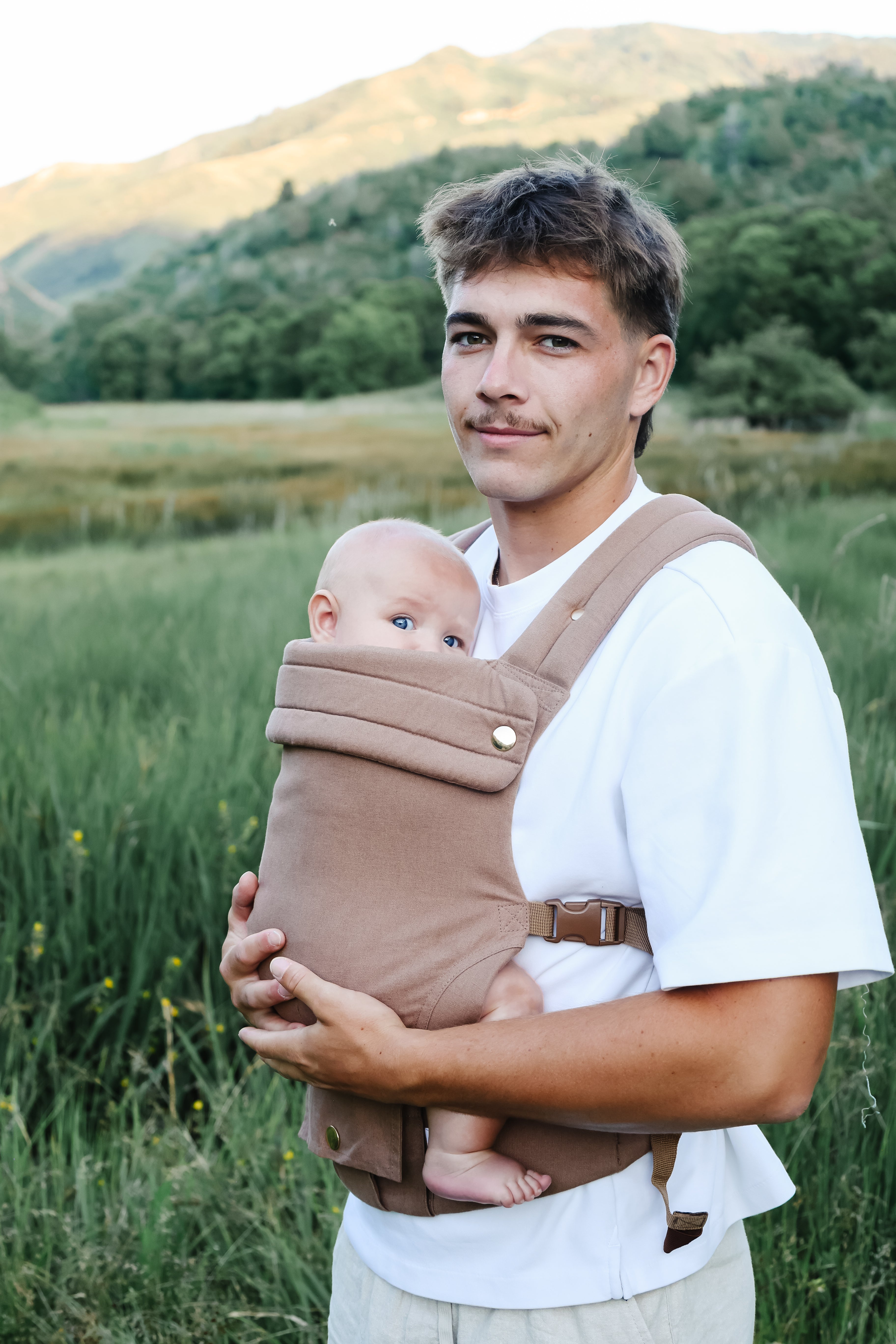 Coco Desert - Baby Carrier With A Pocket ✨RESTOCKING SOON✨
