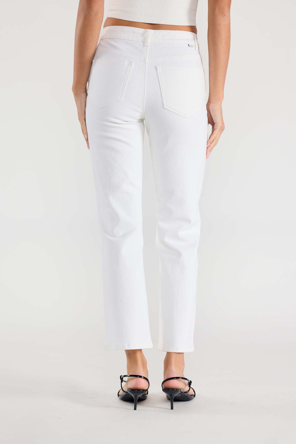 Basic White Straight Jeans Regular Hem