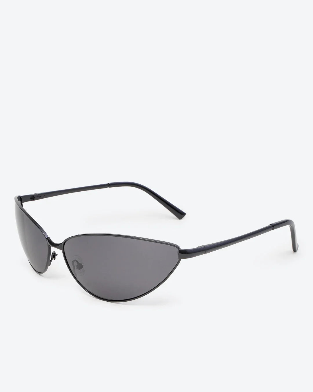 SVELTE - Black Polarized Lenses, Gold Chrome Frame