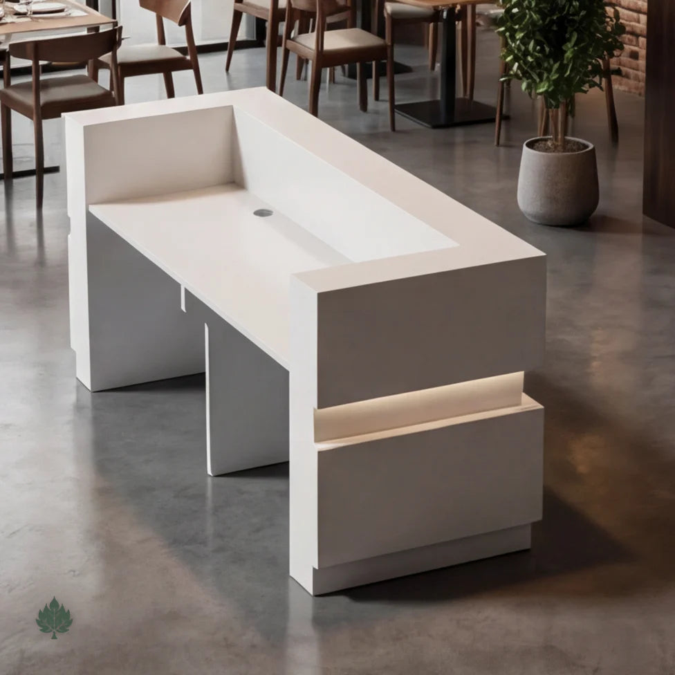 Aisha · Front Reception Desk
