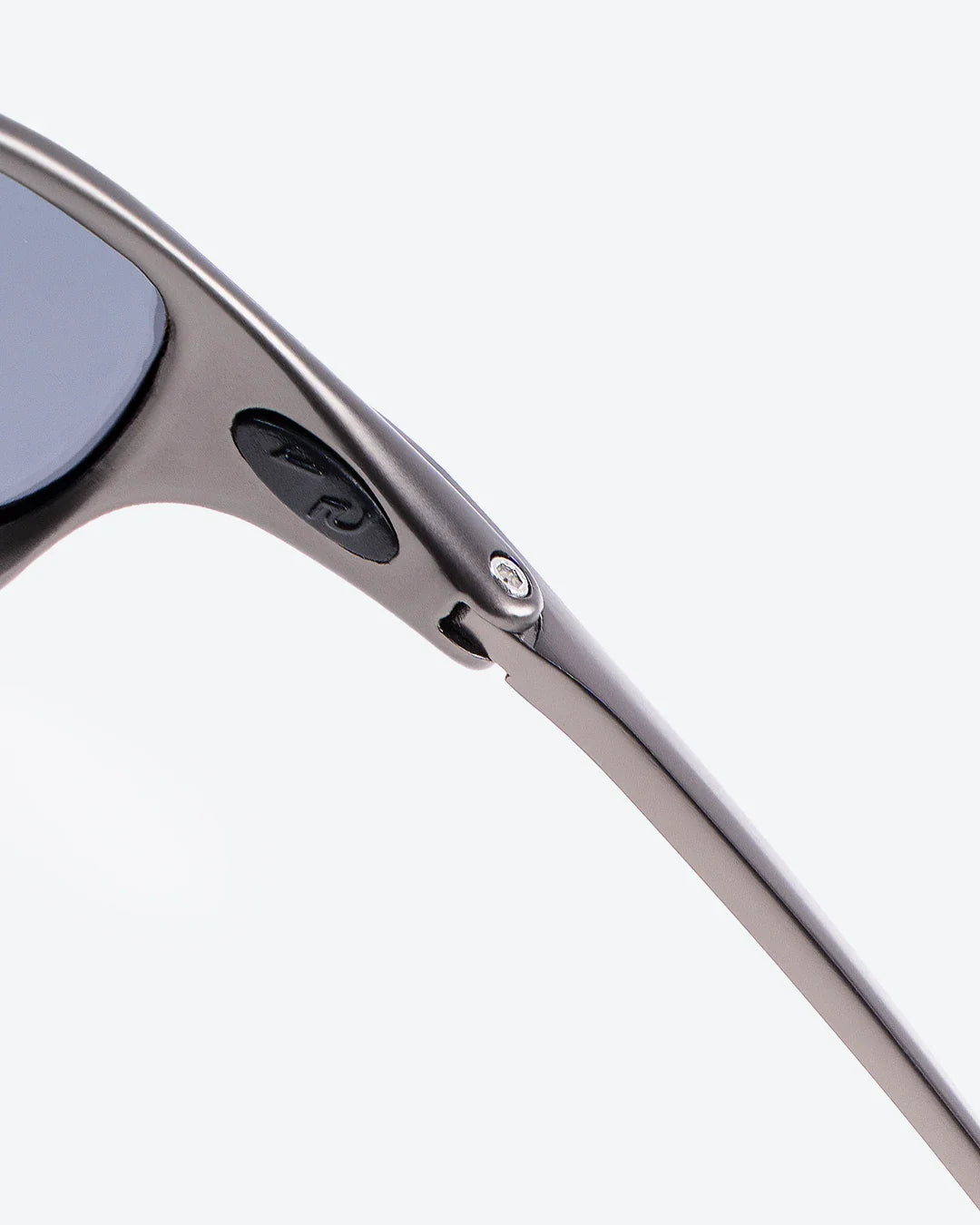 PHANTOM - Sapphire Polarized Lenses, Carbon Frame