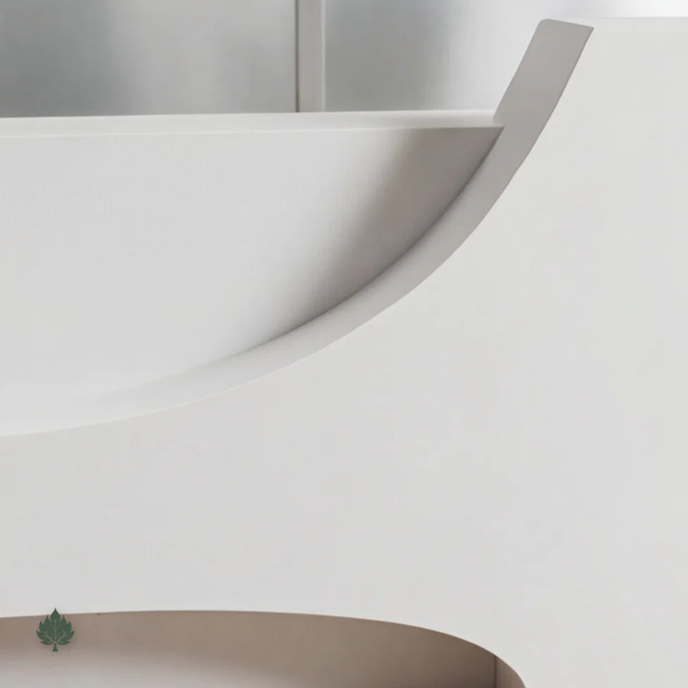 Lyssandra · Front Reception Desk