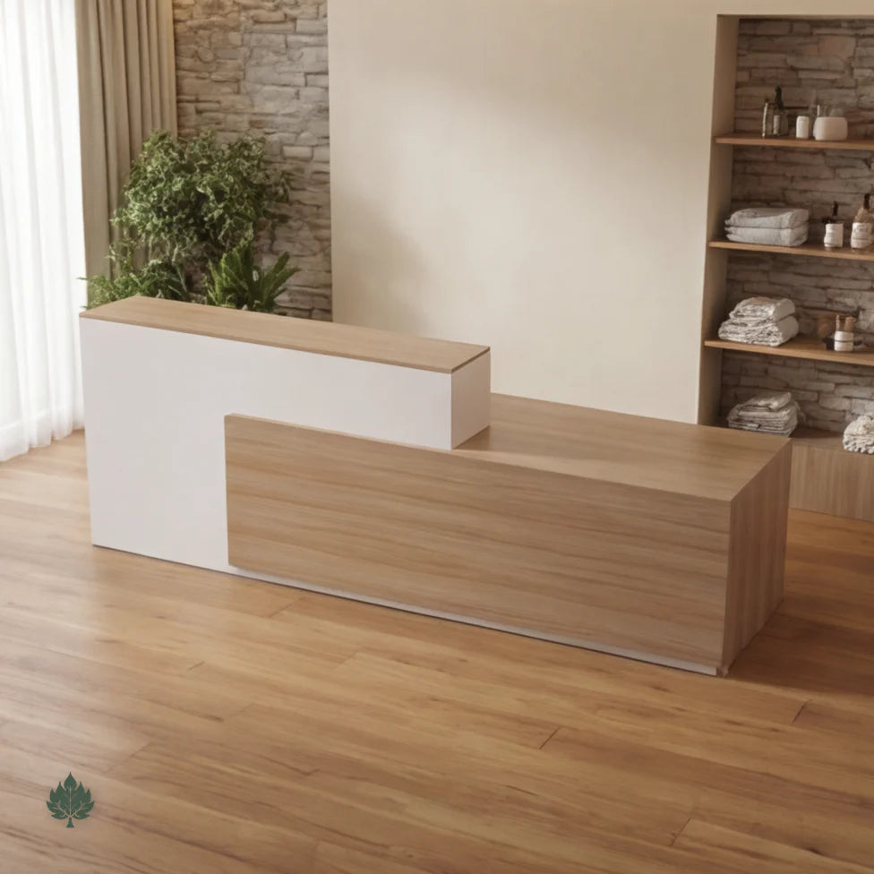 Maximilian · Front Lobby Desk