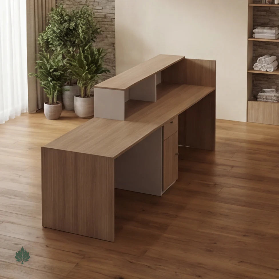 Maximilian · Front Lobby Desk