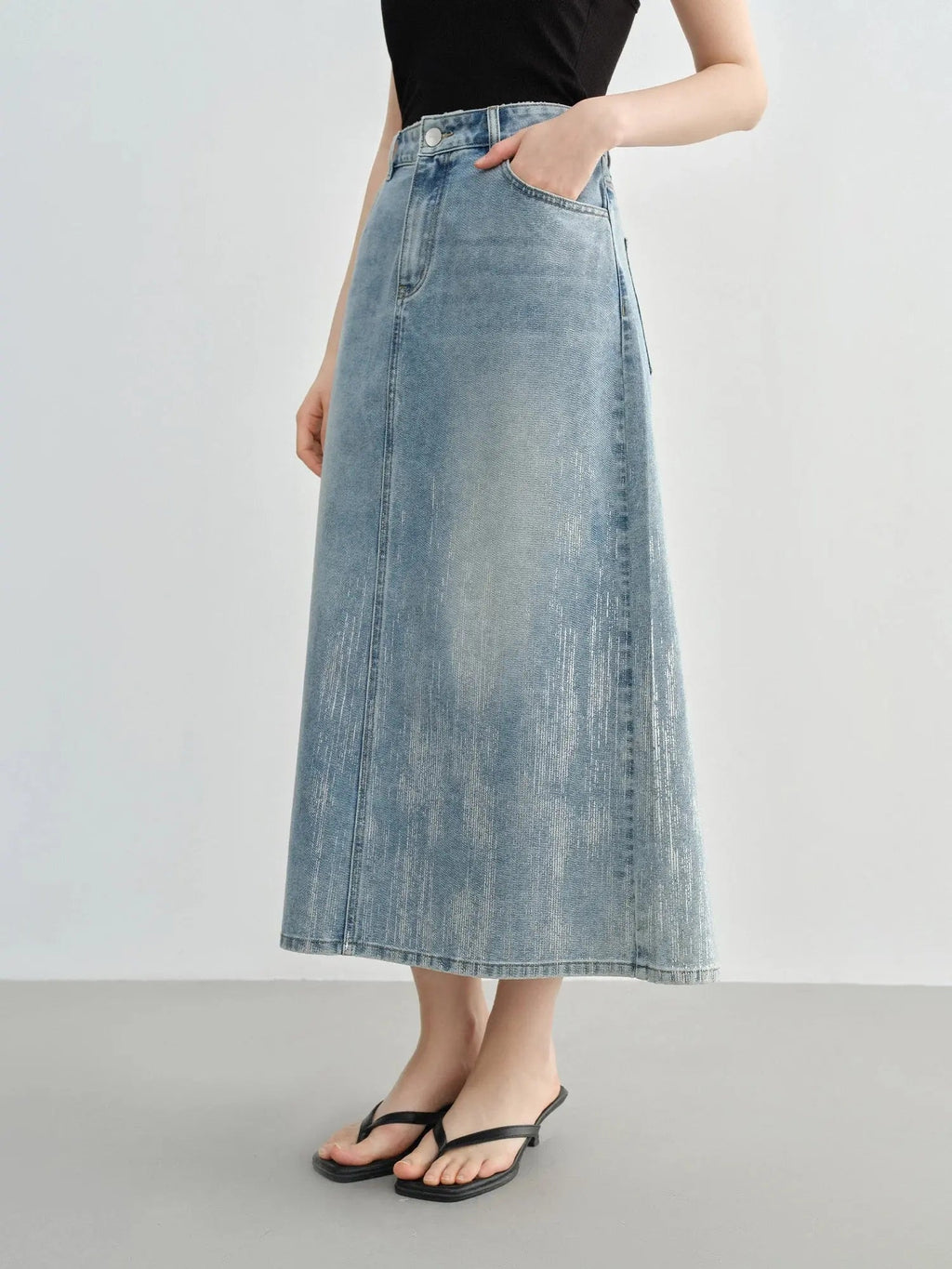 High-Waist Slimming Denim Skirt