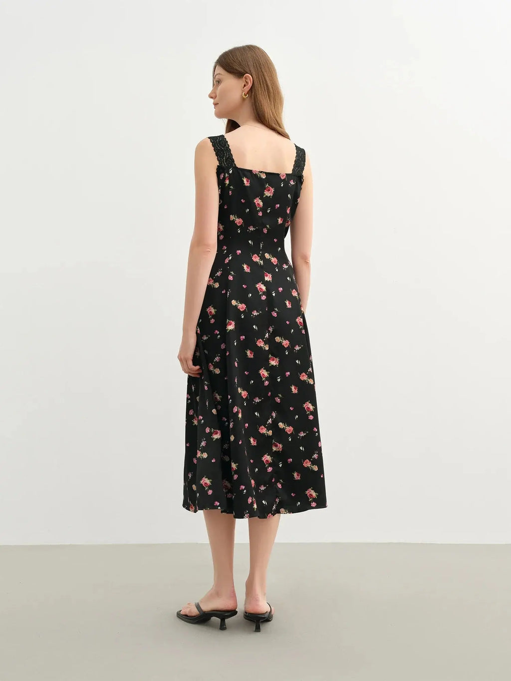 Elegant Plus-Size Strapless Lace Dress