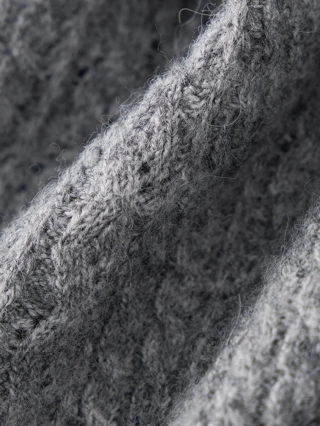 Vintage Charm: Plus Textured Knit Pullover