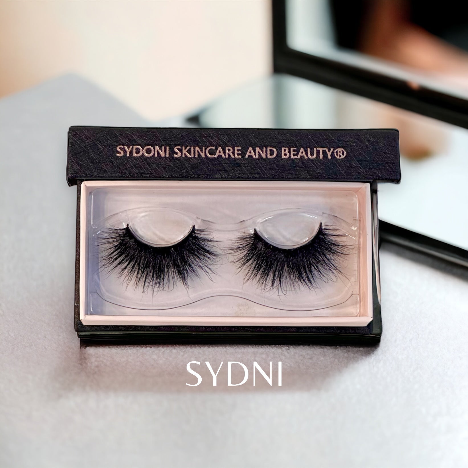 SYDONI "SYDNI" LUXURY MINK LASHES - Full, Fluttery, Glam