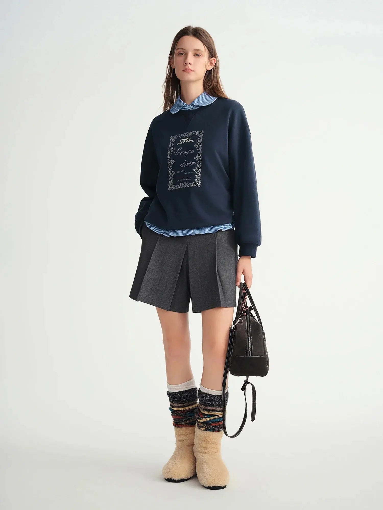 Comfortable and practical pleated shorts