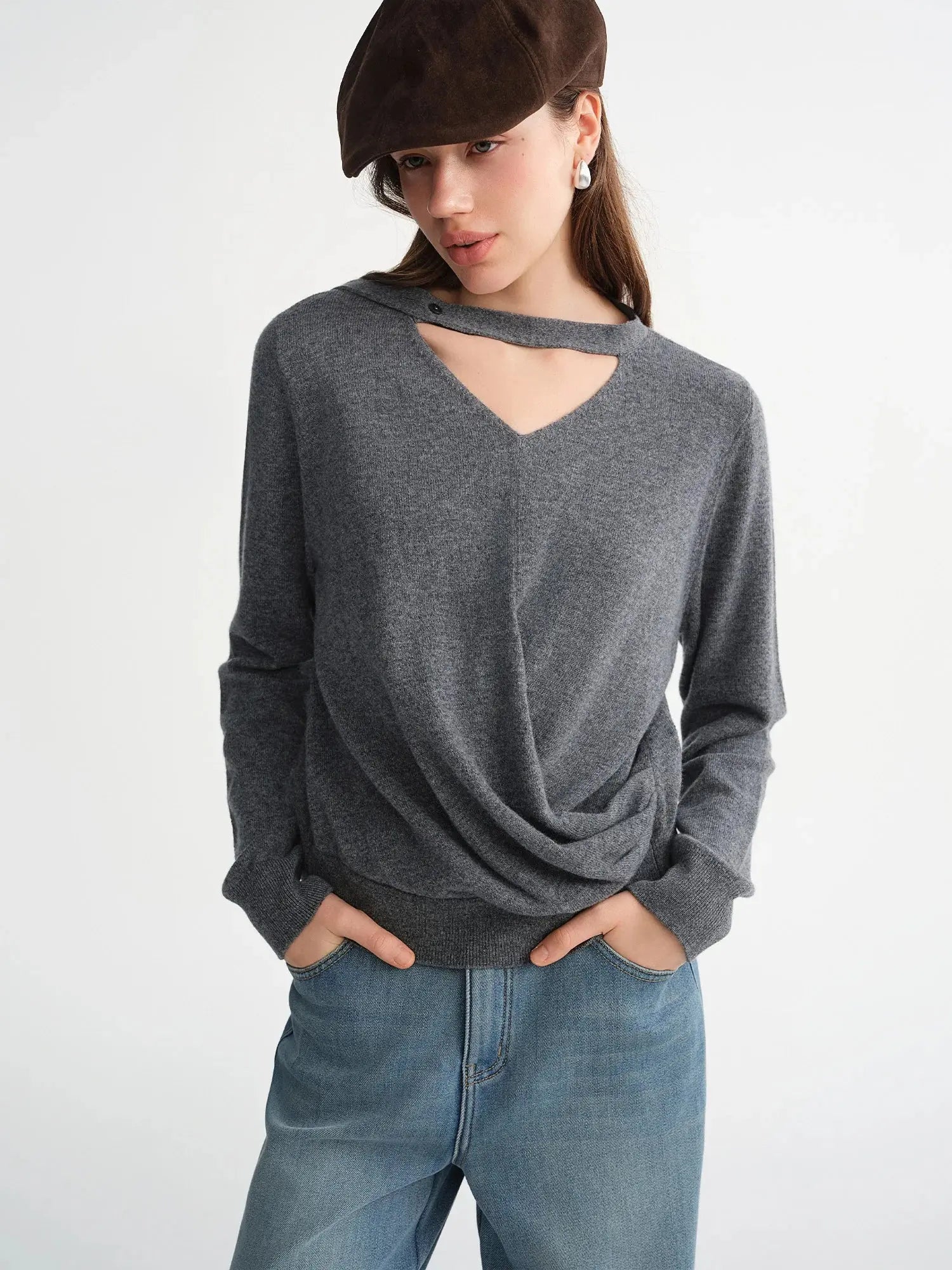 Plus-Size Floating Ribbon V-Neck Sweater