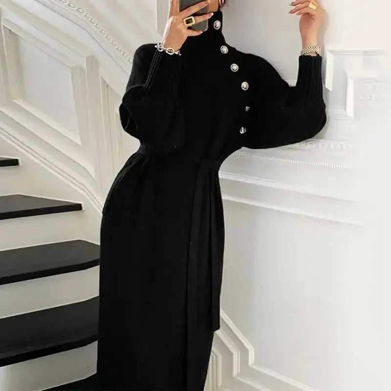 Elegant Knee-Length Autumn/Winter Knit