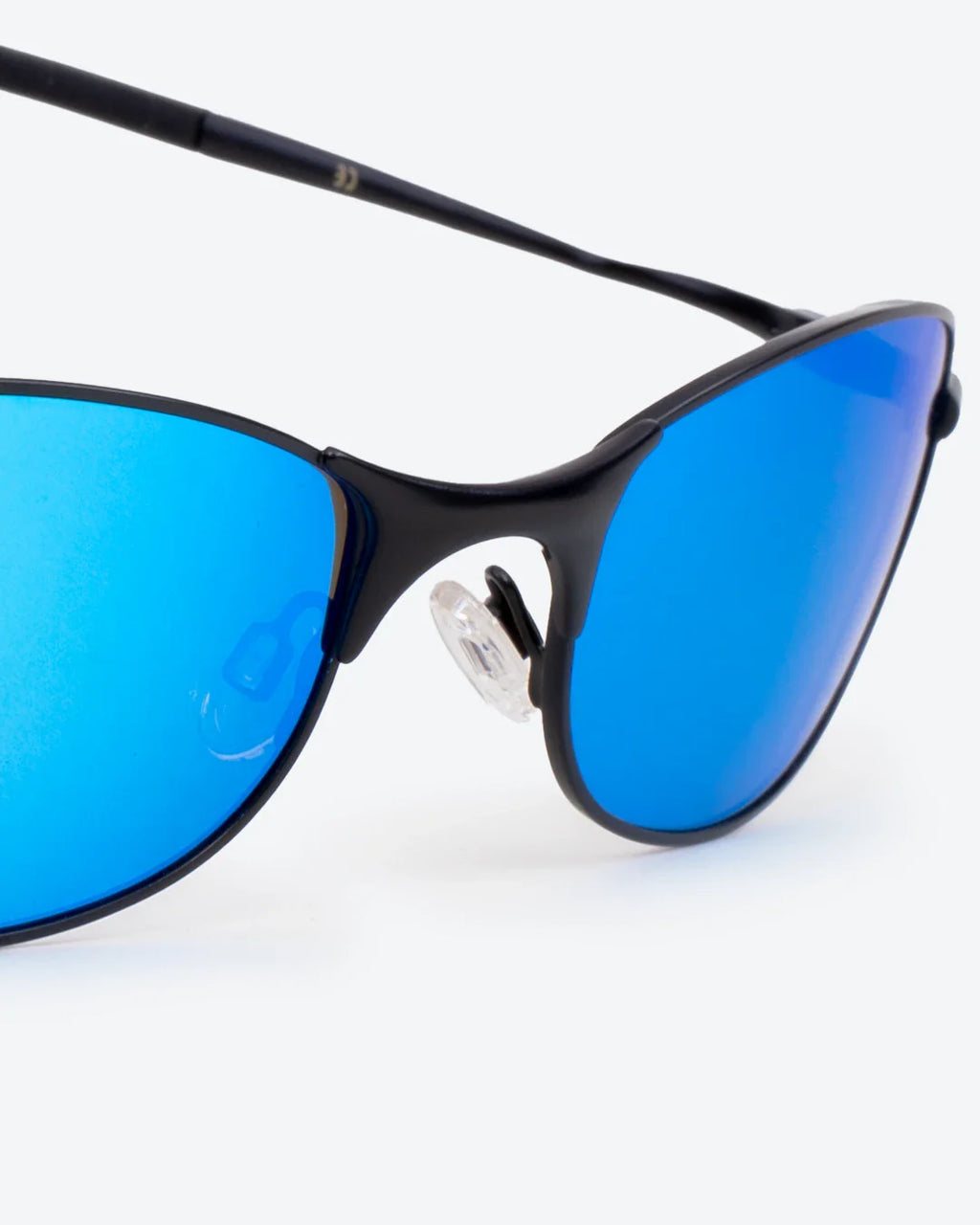 Ironclad - Sapphire Polarized Lenses, Carbon Frame