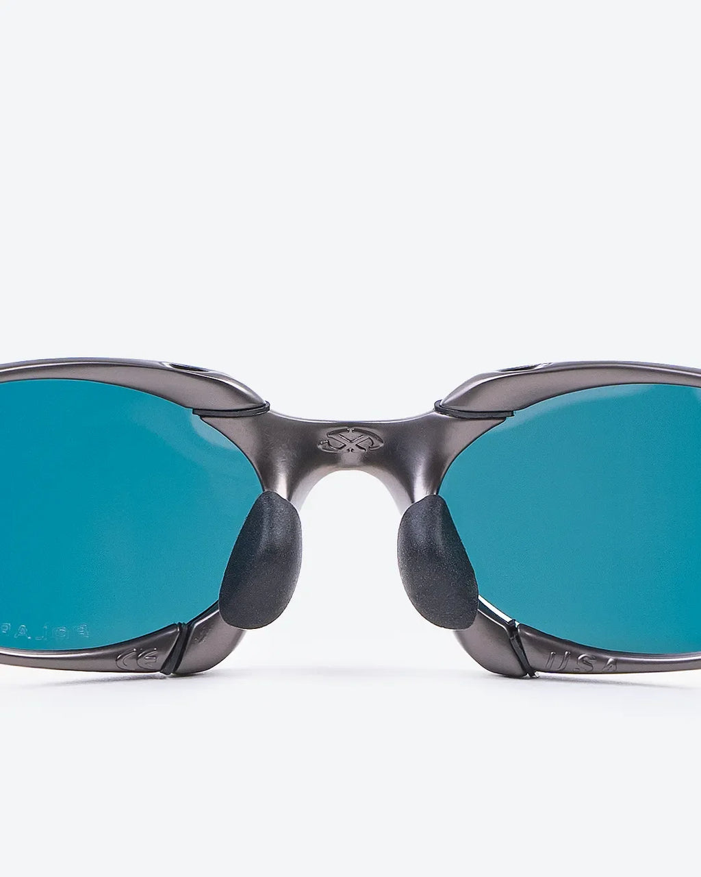 TITAN - Sapphire Polarized Lenses, Carbon Frame