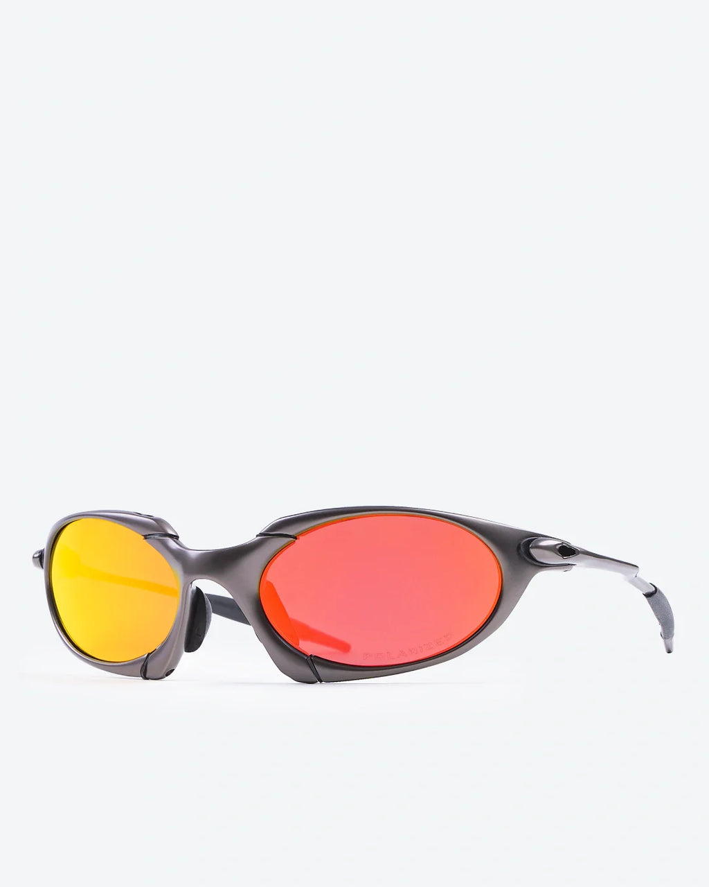 TITAN - Ruby Polarized Lenses, Carbon Frame