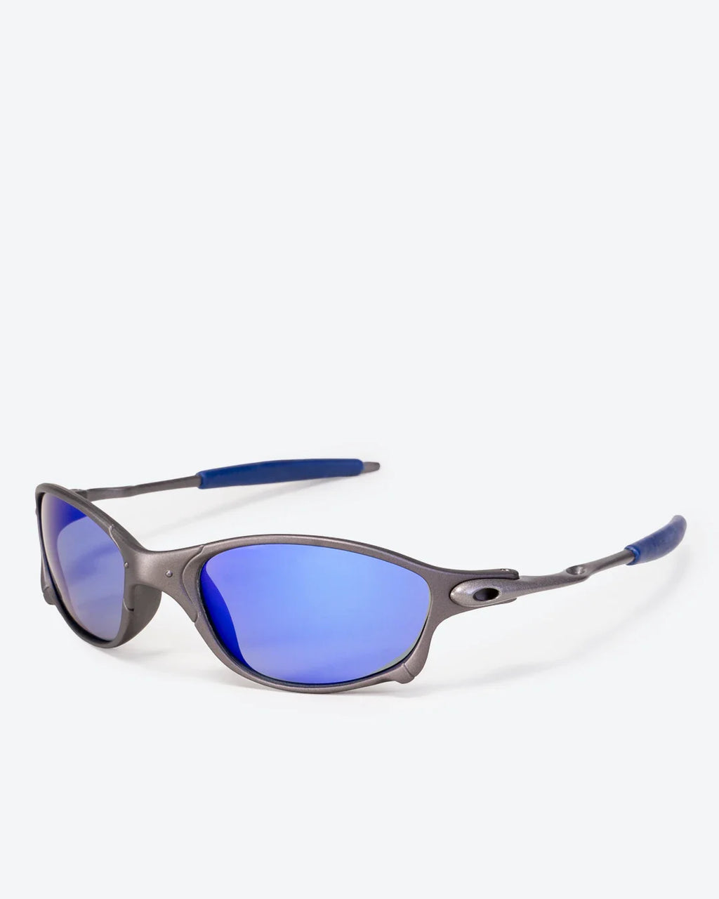 Vanguard - Ruby Lenses, Carbon Frame
