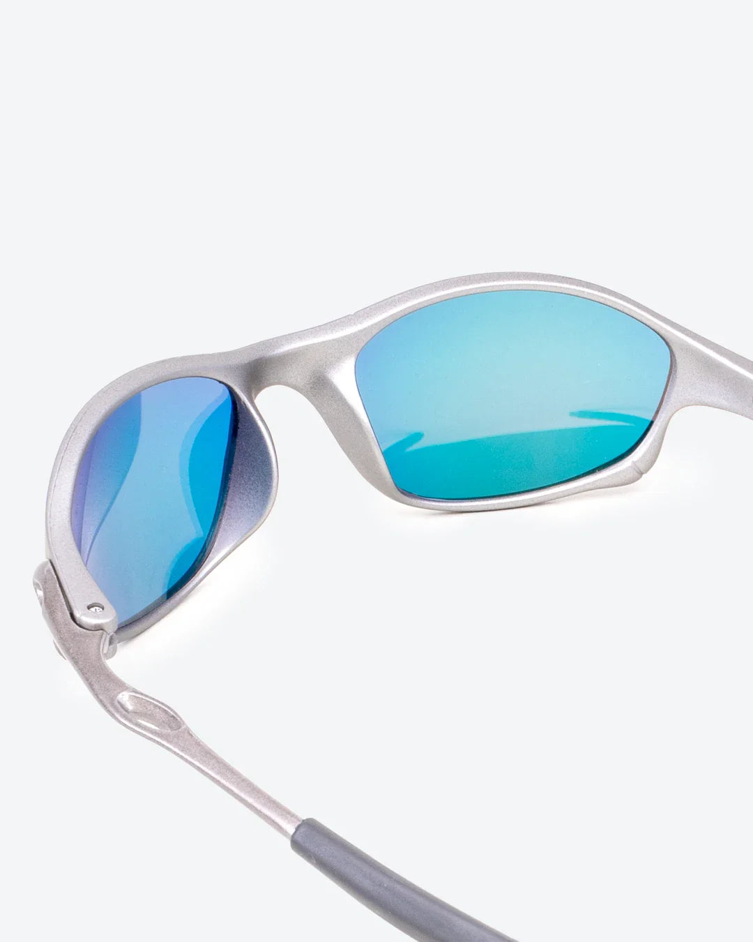 Vanguard - Sapphire Lenses, Matte Silver Frame