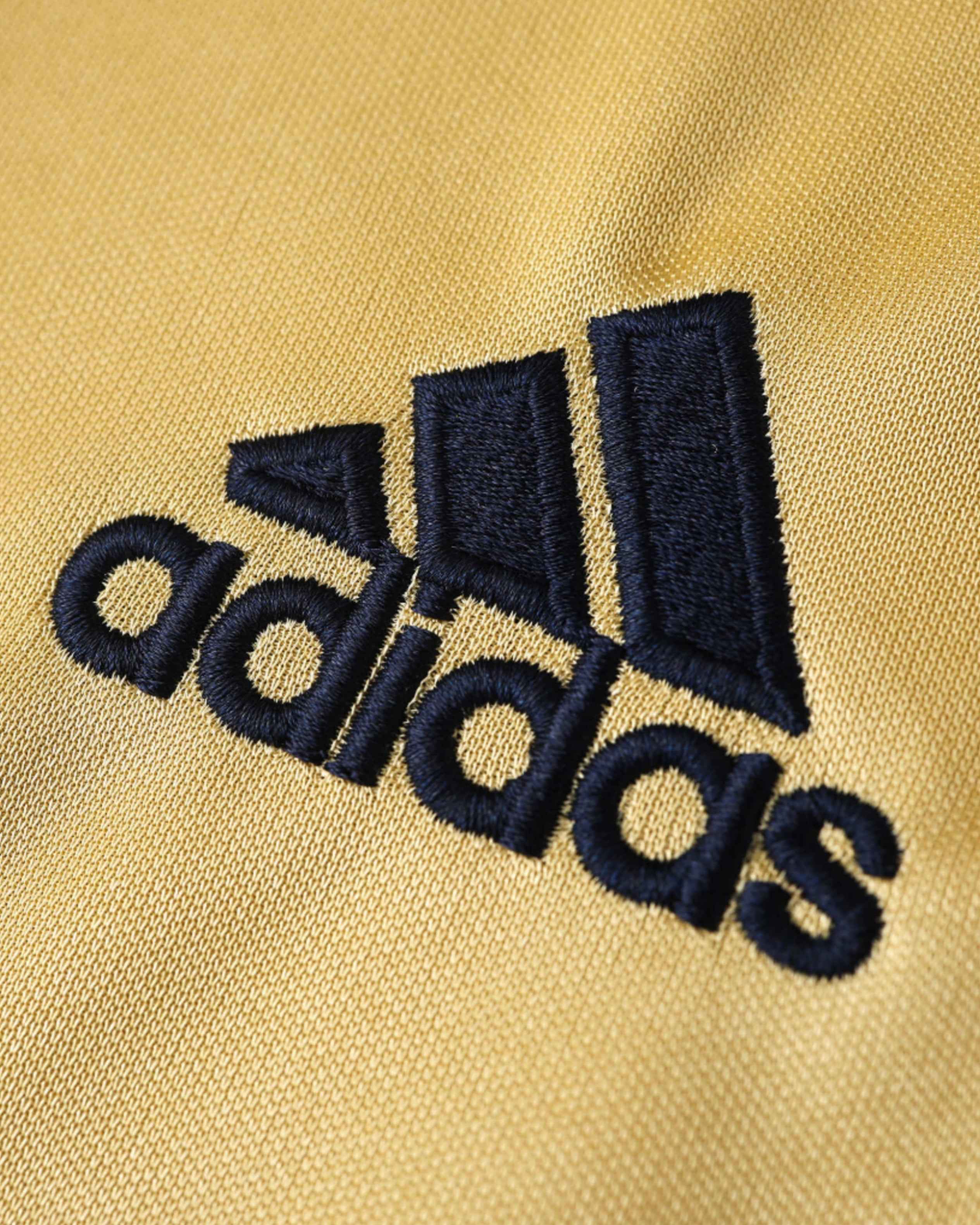 BAYERN MUNICH RETRO HOME 2004/05