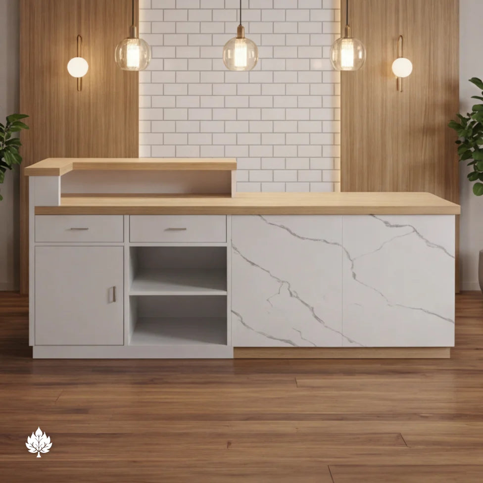 Beatriz · Front Reception Desk