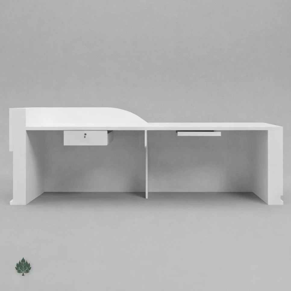 Arvid · Front Reception Desk