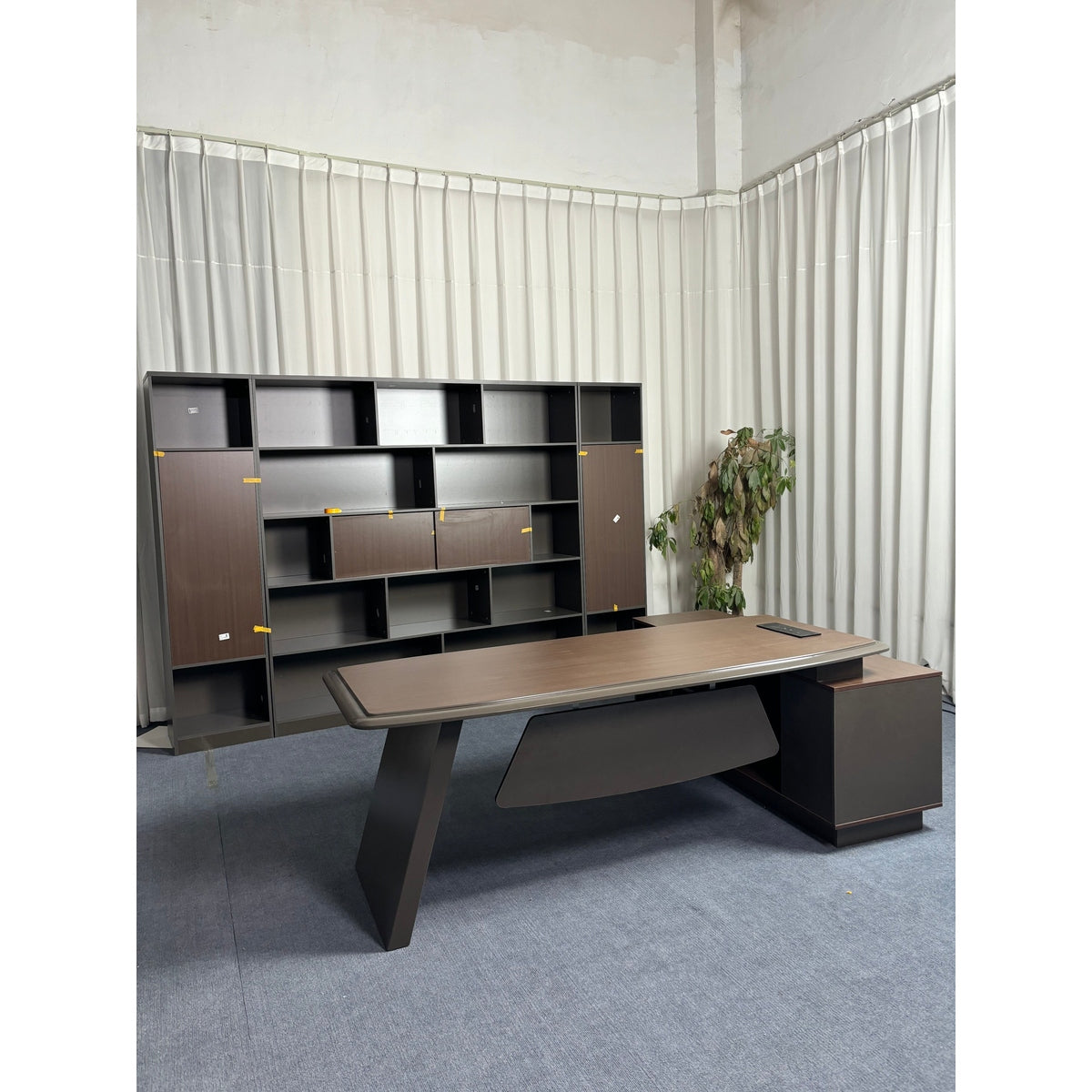 Corely · Modern L-Shaped Executive Desk