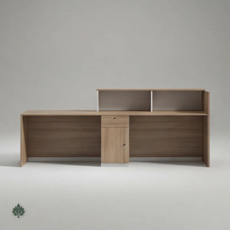 Maximilian · Front Lobby Desk