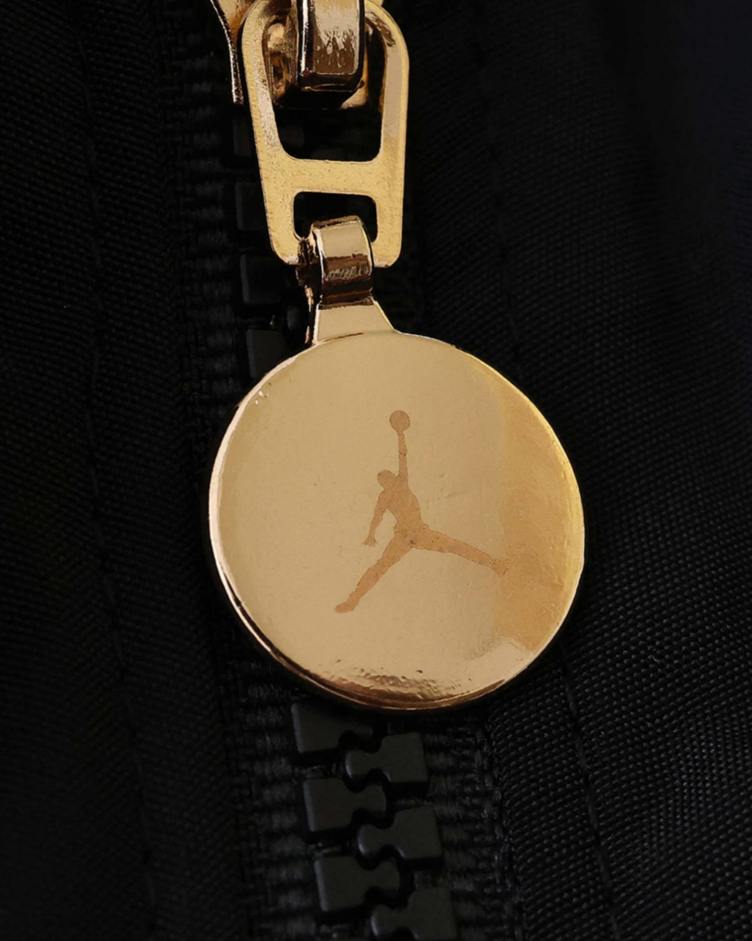 PSG x JORDAN WINDBREAKER 2025/26