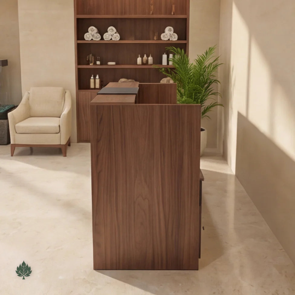 Vaelric · Front Reception Desk